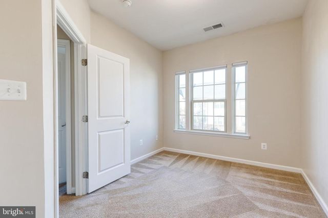 7223 WINDING HILLS DR, Hanover, MD 21076