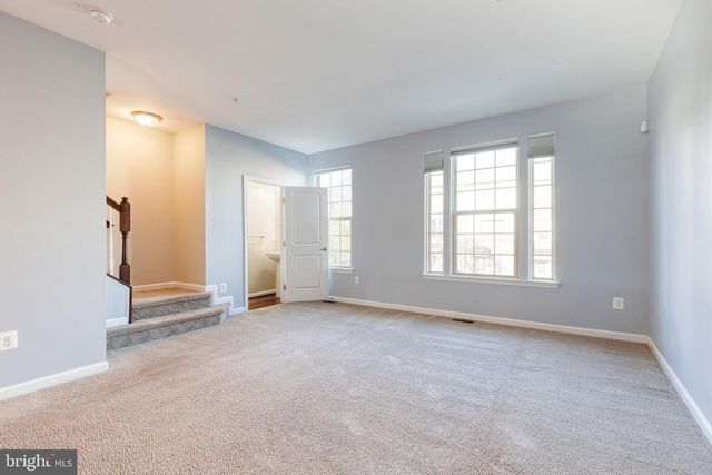 7223 WINDING HILLS DR, Hanover, MD 21076