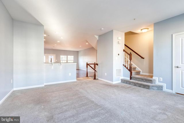 7223 WINDING HILLS DR, Hanover, MD 21076