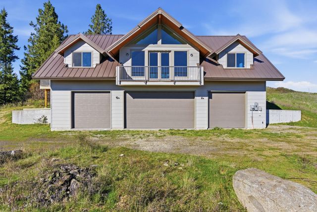 777 Chain Lakes Dr, Elk, WA 99009 property photo