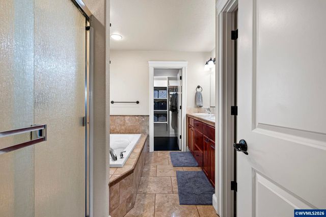 990 Westfarthing Wy NW, Salem, OR 97304