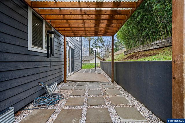 990 Westfarthing Wy NW, Salem, OR 97304