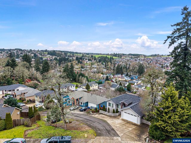 990 Westfarthing Wy NW, Salem, OR 97304