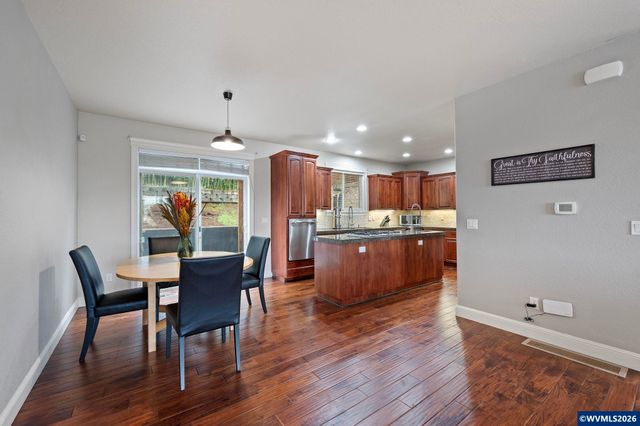 990 Westfarthing Wy NW, Salem, OR 97304