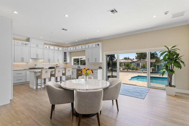 1008 SE 10th Court, Deerfield Beach, FL 33441