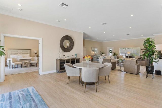 1008 SE 10th Court, Deerfield Beach, FL 33441