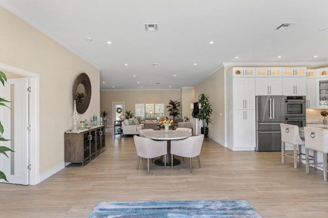 1008 SE 10th Court, Deerfield Beach, FL 33441