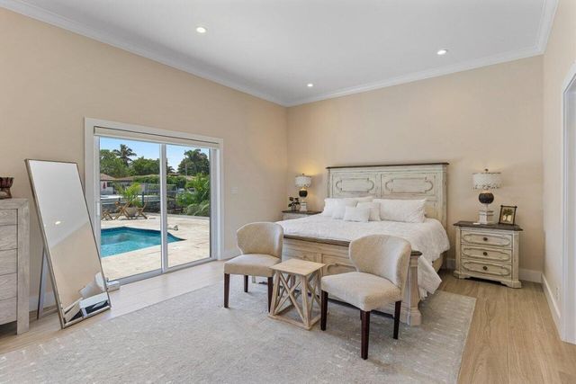 1008 SE 10th Court, Deerfield Beach, FL 33441