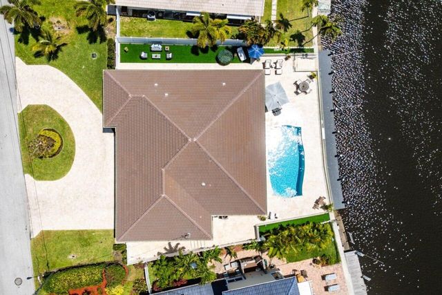 1008 SE 10th Court, Deerfield Beach, FL 33441