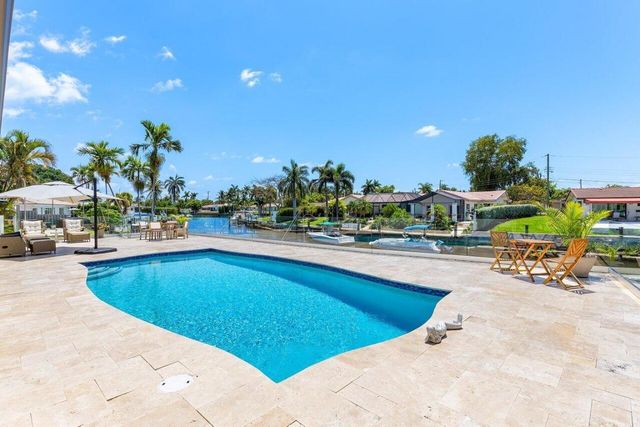 1008 SE 10th Court, Deerfield Beach, FL 33441