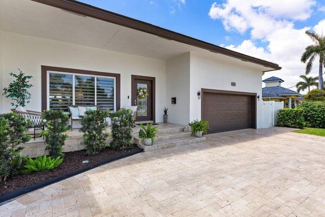 1008 SE 10th Court, Deerfield Beach, FL 33441