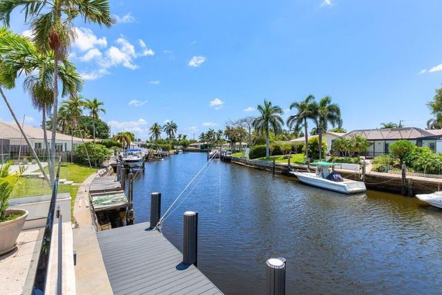 1008 SE 10th Court, Deerfield Beach, FL 33441