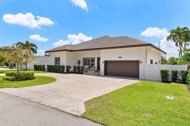 1008 SE 10th Court, Deerfield Beach, FL 33441