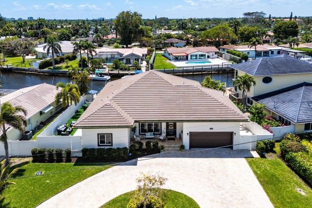 1008 SE 10th Court, Deerfield Beach, FL 33441