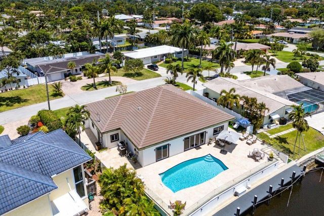 1008 SE 10th Court, Deerfield Beach, FL 33441