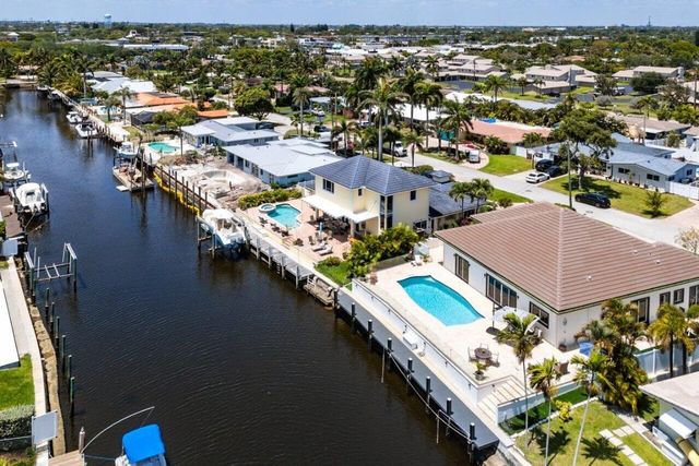 1008 SE 10th Court, Deerfield Beach, FL 33441