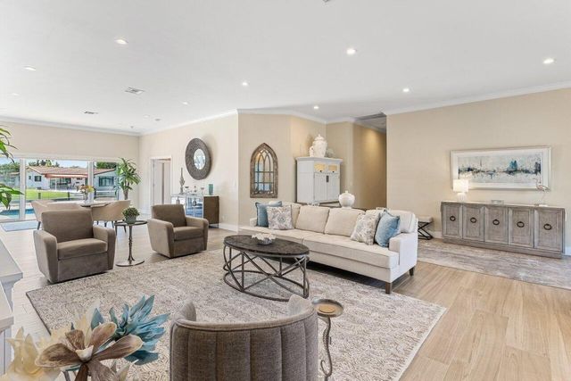 1008 SE 10th Court, Deerfield Beach, FL 33441