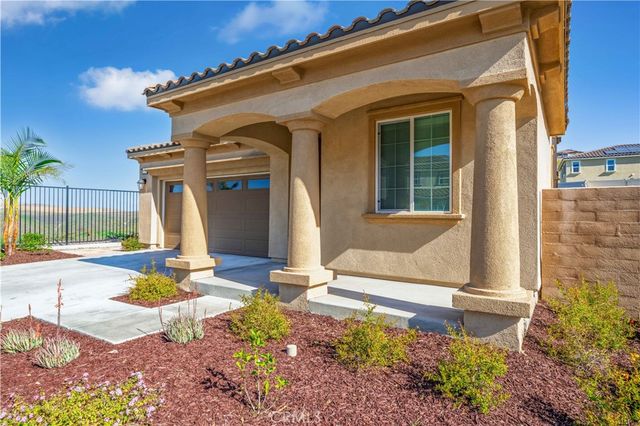 23798 Solaris Court, Corona, CA 92883