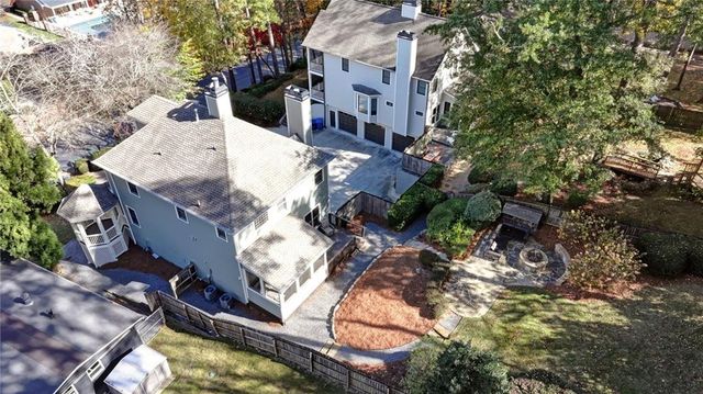 2588 Defoors Ferry NW Road, Atlanta, GA 30318