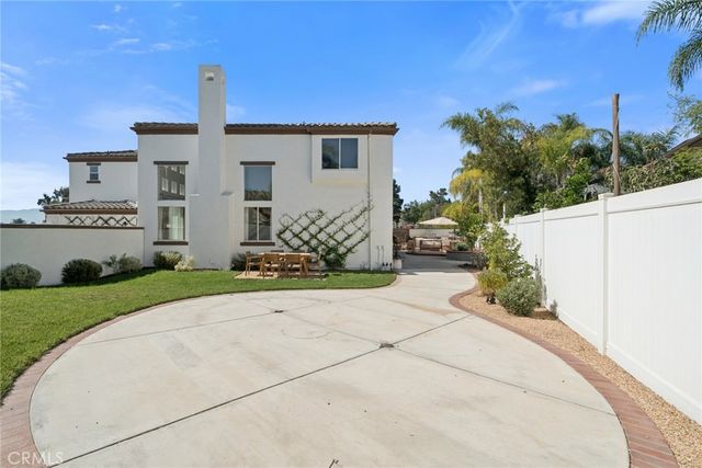 2121 Thyme, Corona, CA 92879