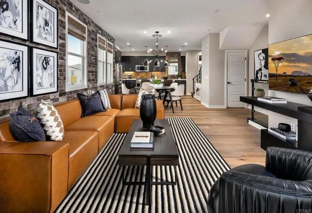 10501 Coupland Way, Mira Mesa, CA 92126