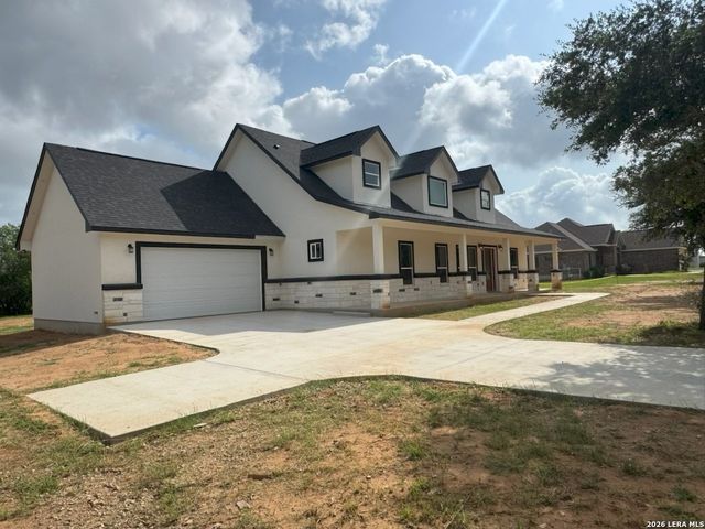 117 W SHORT MEADOW DR, Lytle, TX 78052
