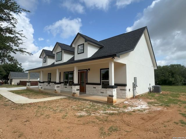 117 W SHORT MEADOW DR, Lytle, TX 78052