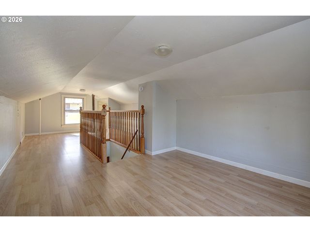 1911 KAUFFMAN Ave, Vancouver, WA 98660