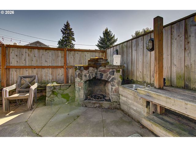 1911 KAUFFMAN Ave, Vancouver, WA 98660