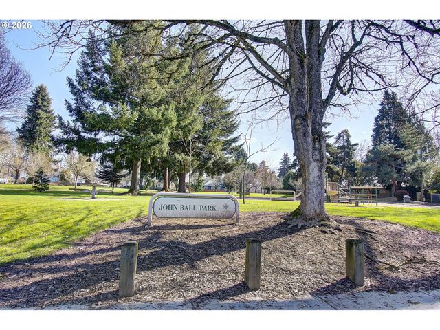 1911 KAUFFMAN Ave, Vancouver, WA 98660