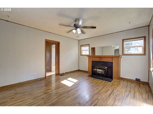 1911 KAUFFMAN Ave, Vancouver, WA 98660