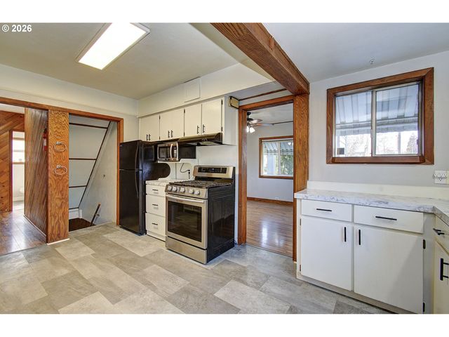 1911 KAUFFMAN Ave, Vancouver, WA 98660