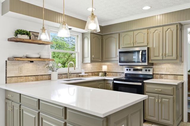 701 Waterton Drive, Westerville, OH 43081