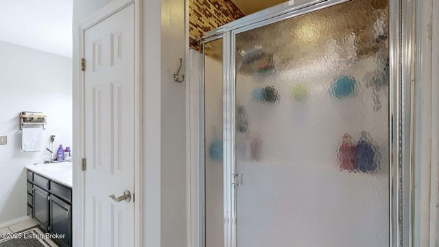 462 Millers Crossing, Shepherdsville, KY 40165