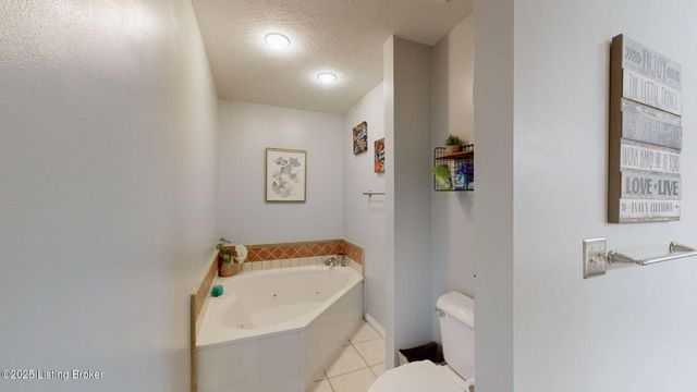 462 Millers Crossing, Shepherdsville, KY 40165