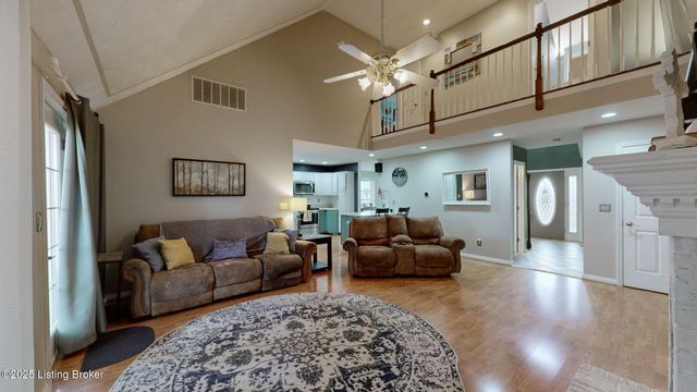 462 Millers Crossing, Shepherdsville, KY 40165