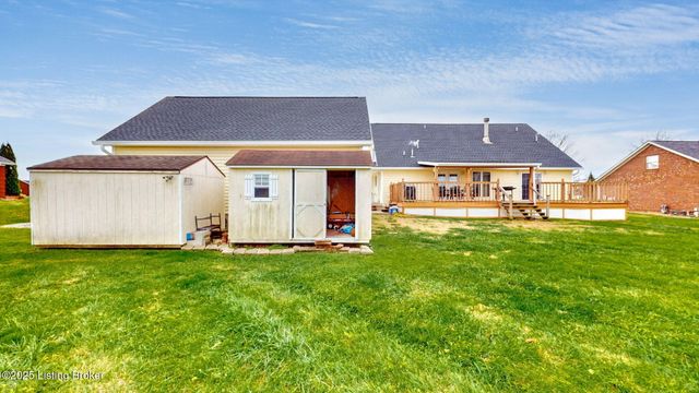 462 Millers Crossing, Shepherdsville, KY 40165