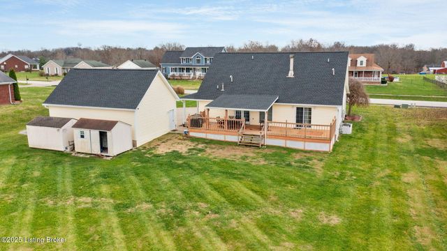 462 Millers Crossing, Shepherdsville, KY 40165