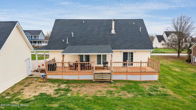 462 Millers Crossing, Shepherdsville, KY 40165