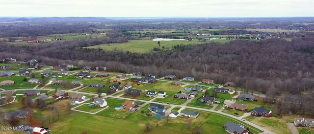 462 Millers Crossing, Shepherdsville, KY 40165