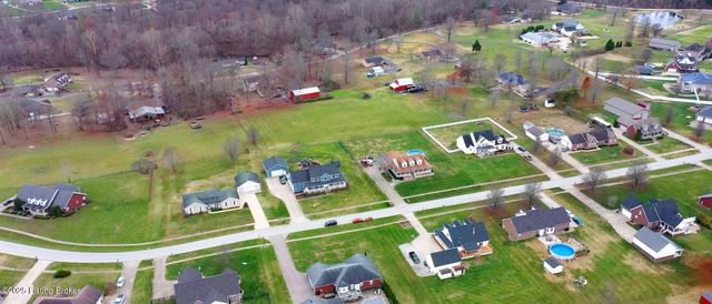 462 Millers Crossing, Shepherdsville, KY 40165