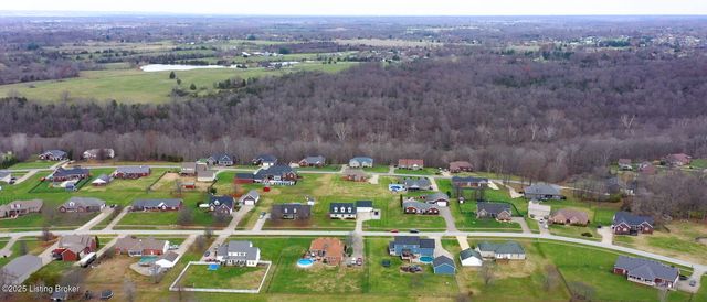 462 Millers Crossing, Shepherdsville, KY 40165