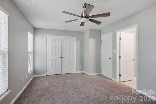 6172 Prosperity Church Road, Charlotte, NC 28269