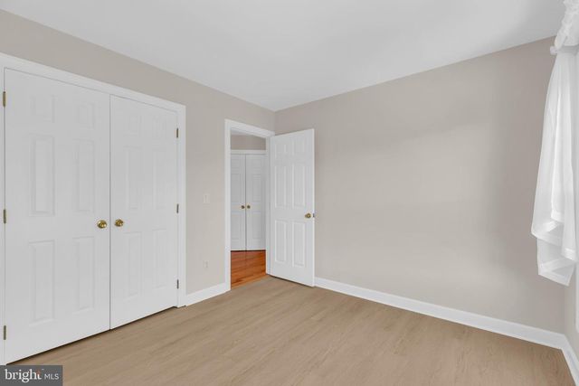 9902 MICHAEL SCHAR CT, Vienna, VA 22181