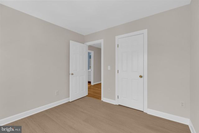 9902 MICHAEL SCHAR CT, Vienna, VA 22181