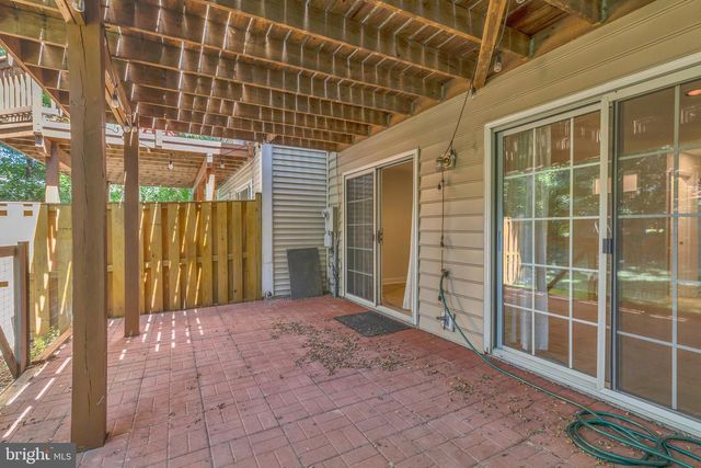 9902 MICHAEL SCHAR CT, Vienna, VA 22181