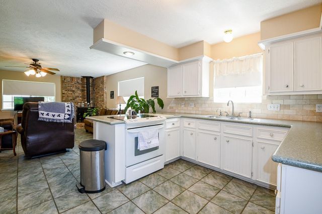 22035 Buescher Road, Tomball, TX 77377