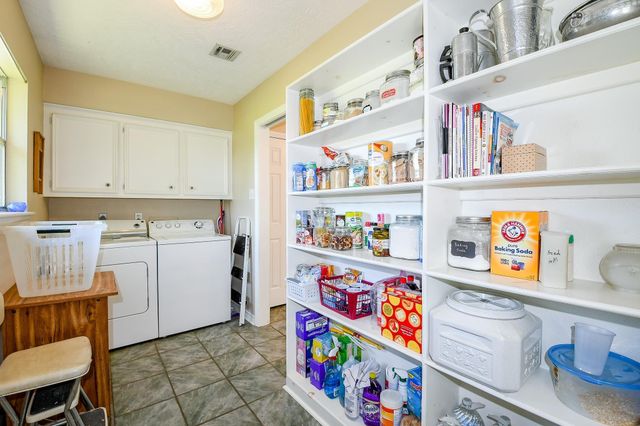 22035 Buescher Road, Tomball, TX 77377