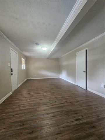501 Ridgecrest Drive, Riverdale, GA 30274