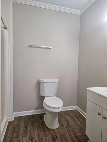 501 Ridgecrest Drive, Riverdale, GA 30274